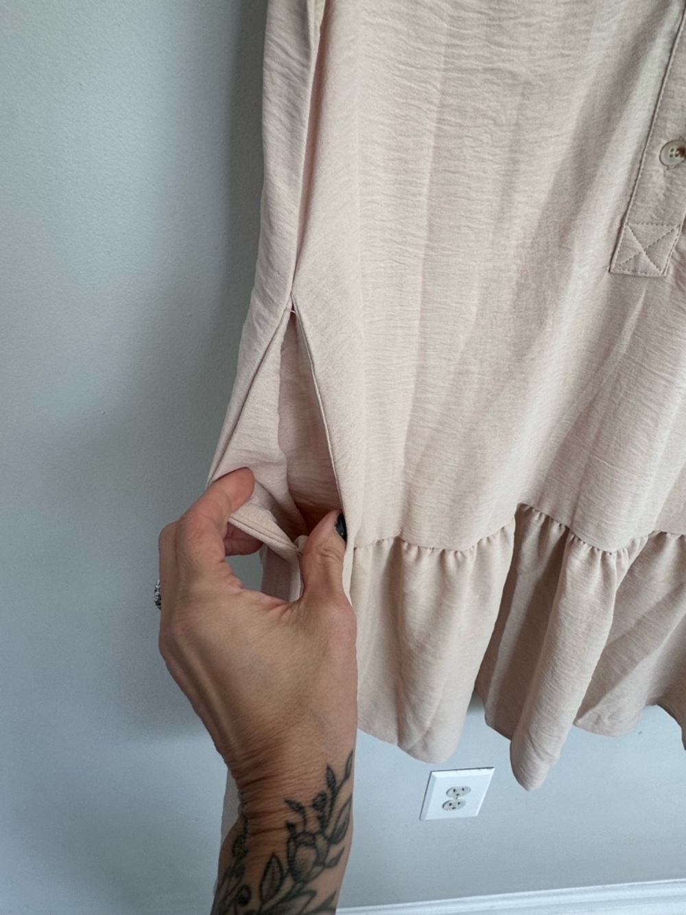 Dokotoo Cream drop hem Sleeveless Dress Sz L - Picture 5 of 7